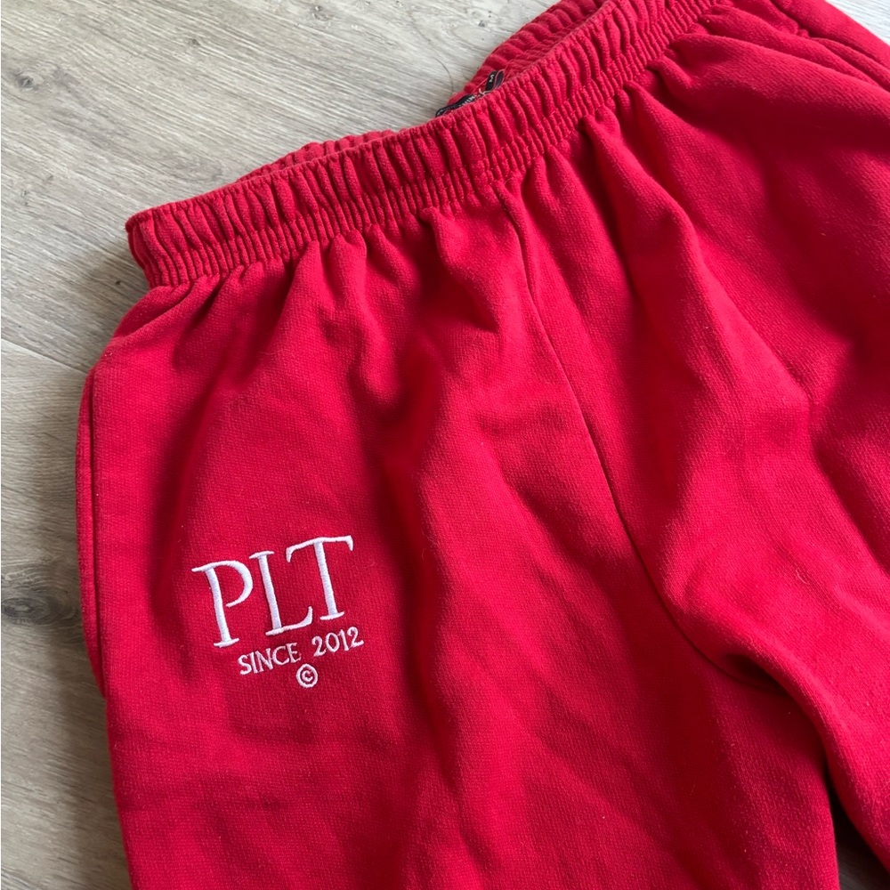 PrettyLittleThing Red Sweatpants - Picture 2 of 4